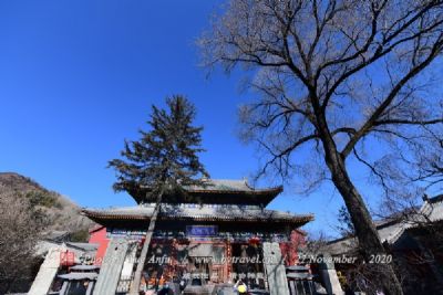 龙潭龙母庙