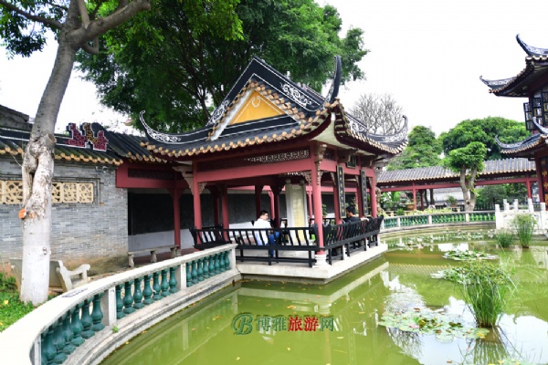 碧江金楼