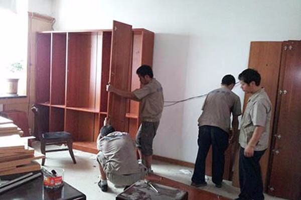 昆山骆驼搬家公司电话 搬家搬厂设备搬迁 起重吊装家具拆装