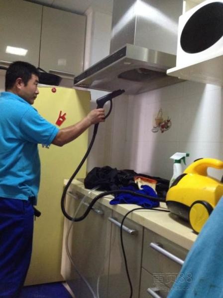 安顺西秀提供油烟机清洗高效细致,服务到位 安顺西秀提供油烟机清洗高效细致,服务到位