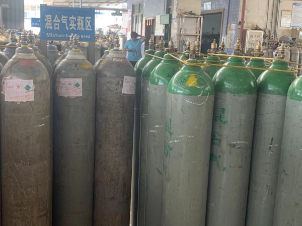 高纯氩气 食用液氮配送 二氧化碳长期供应酒吧喷雾
