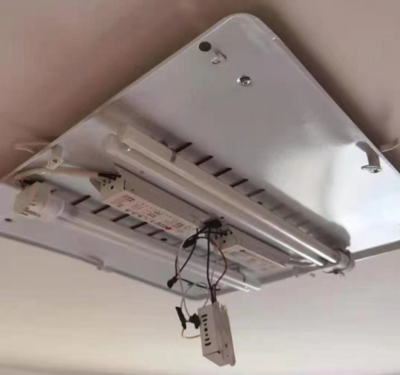 太原市家庭打眼安装晾衣架窗帘五金挂件卫浴洁具电话