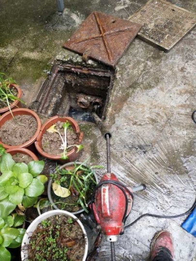 太学府街疏通下水道师傅疏通马桶蹲便堵塞电话